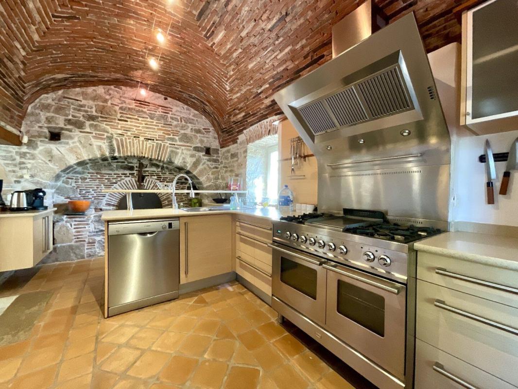 6 bedroom demeure in Calvignac, Lot, France