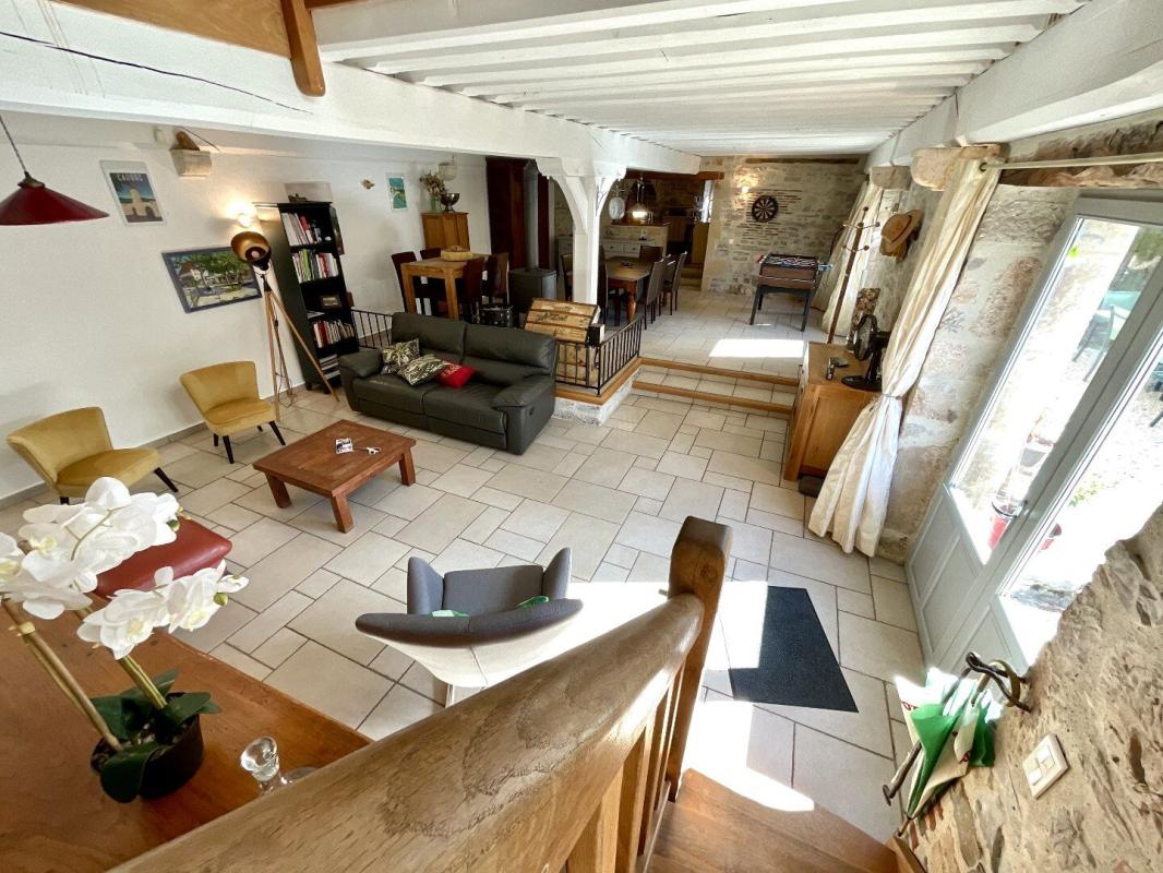 6 bedroom demeure in Calvignac, Lot, France