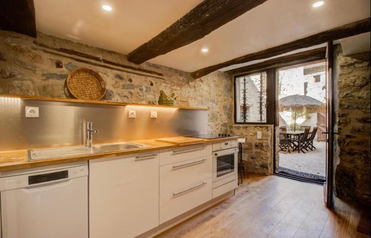 3 bedroom maison de village in Cajarc, Lot, France