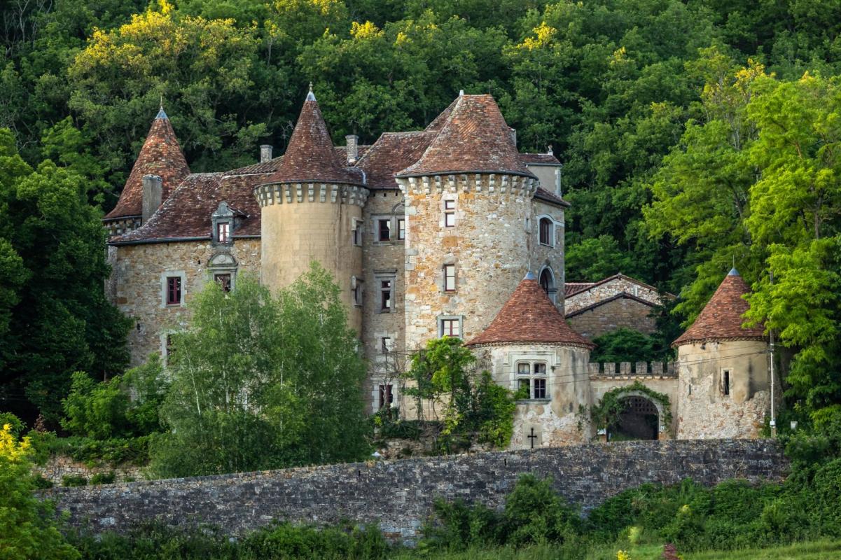 19 bedroom chateau in Figeac, Lot, France