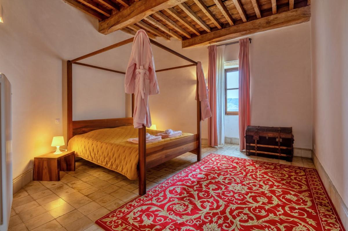 19 bedroom chateau in Figeac, Lot, France