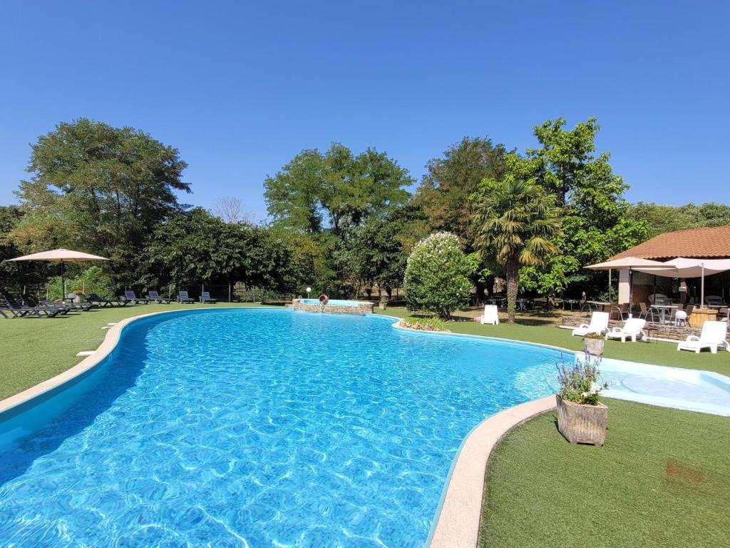 9 bedroom maison in Figeac, Lot, France