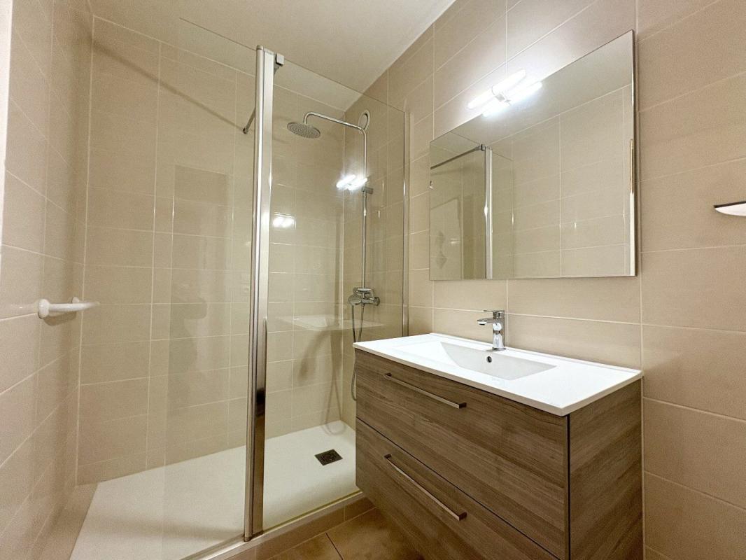 2 bedroom t3 in Aurillac, Cantal, France