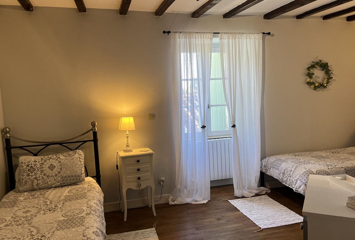 8 bedroom maison in Palluaud, Charente, France