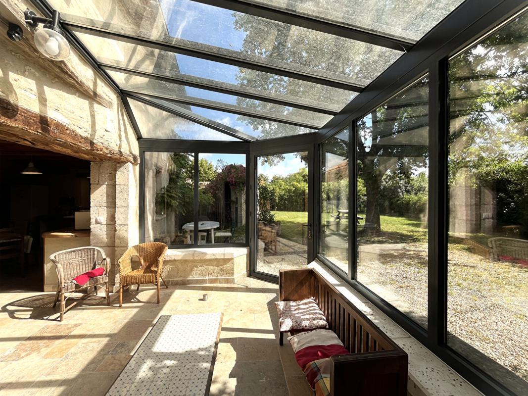 4 bedroom maison in Pillac, Charente, France
