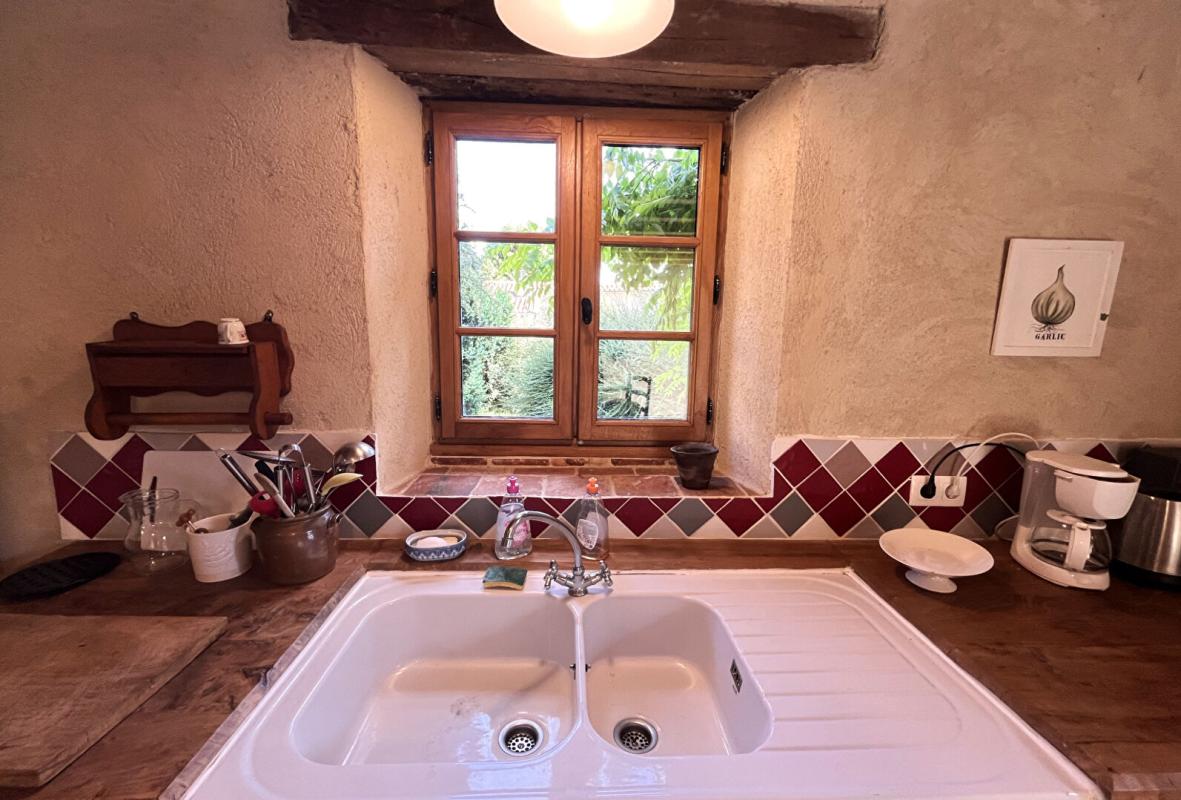 4 bedroom maison in Pillac, Charente, France