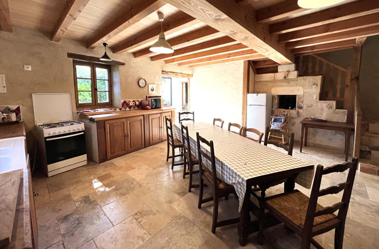 4 bedroom maison in Pillac, Charente, France