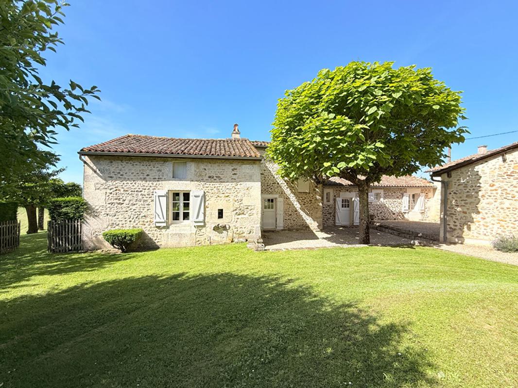 4 bedroom propriete in Dignac, Charente, France