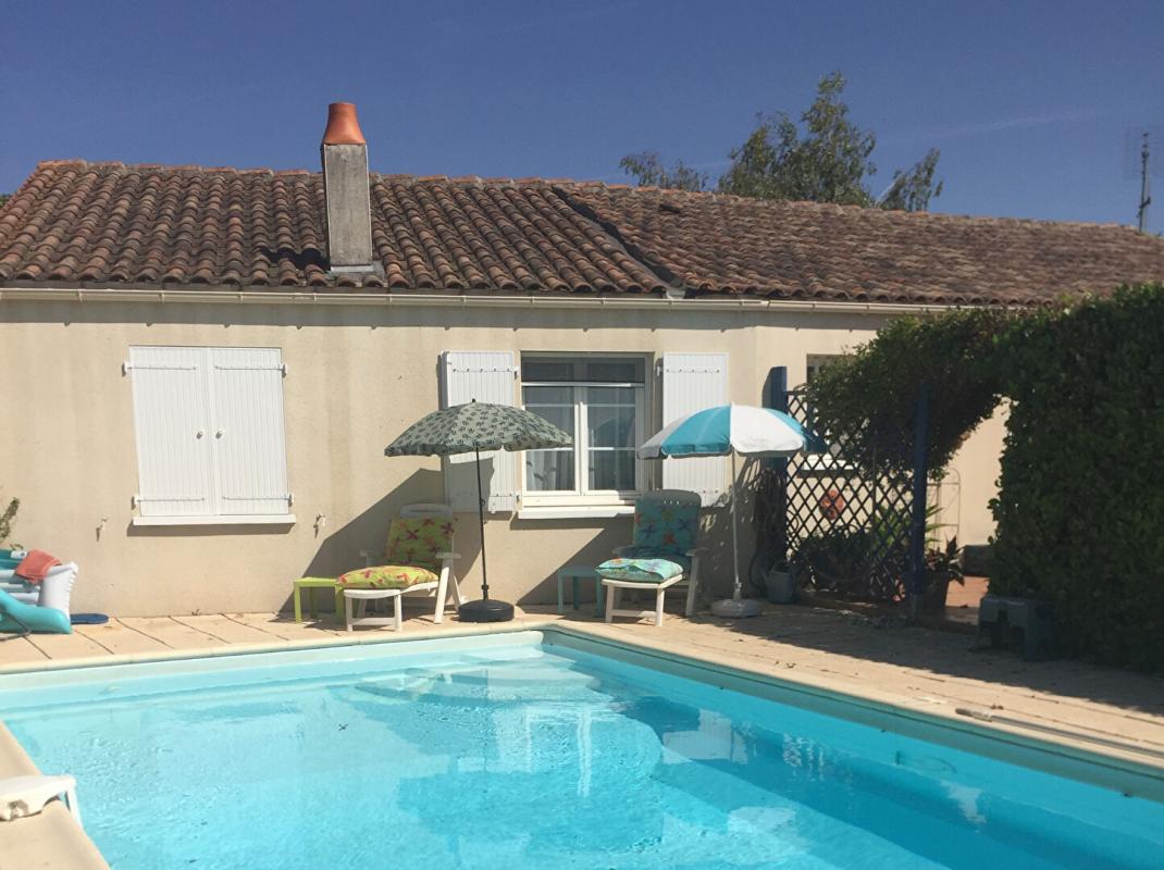 4 bedroom chateau in Vervant, Charente-Maritime, France