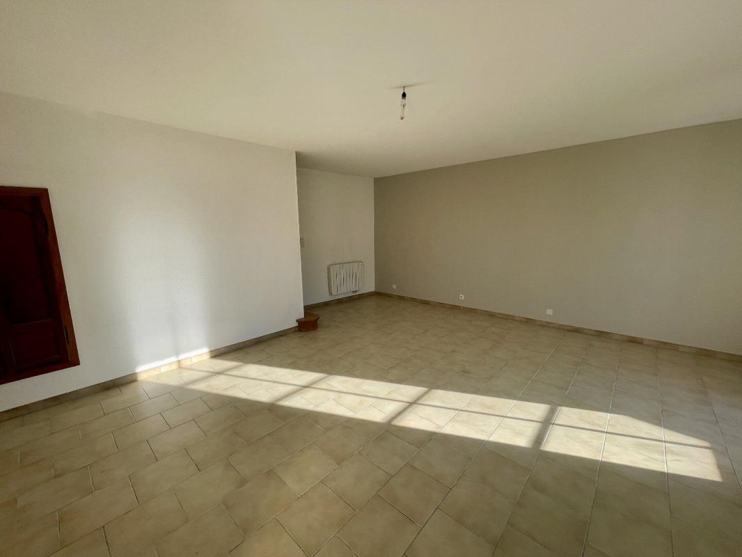 6 bedroom moulin in Nere, Charente-Maritime, France