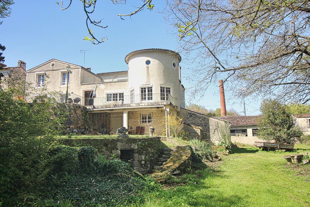 4 bedroom propriete in Grandjean, Charente-Maritime, France