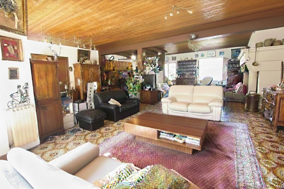 4 bedroom propriete in Grandjean, Charente-Maritime, France