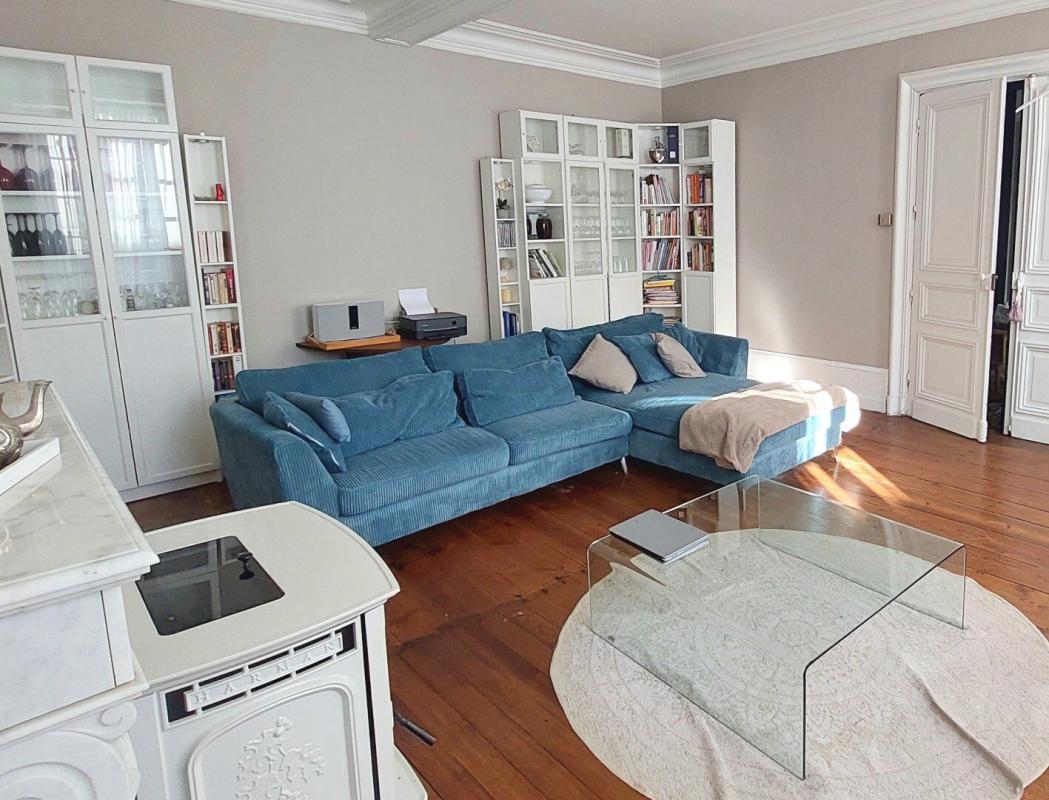 6 bedroom maison de maitre in Saint Porchaire, Charente-Maritime, France