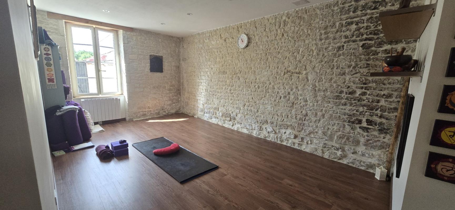 6 bedroom propriete in Loire Sur Nie, Charente-Maritime, France