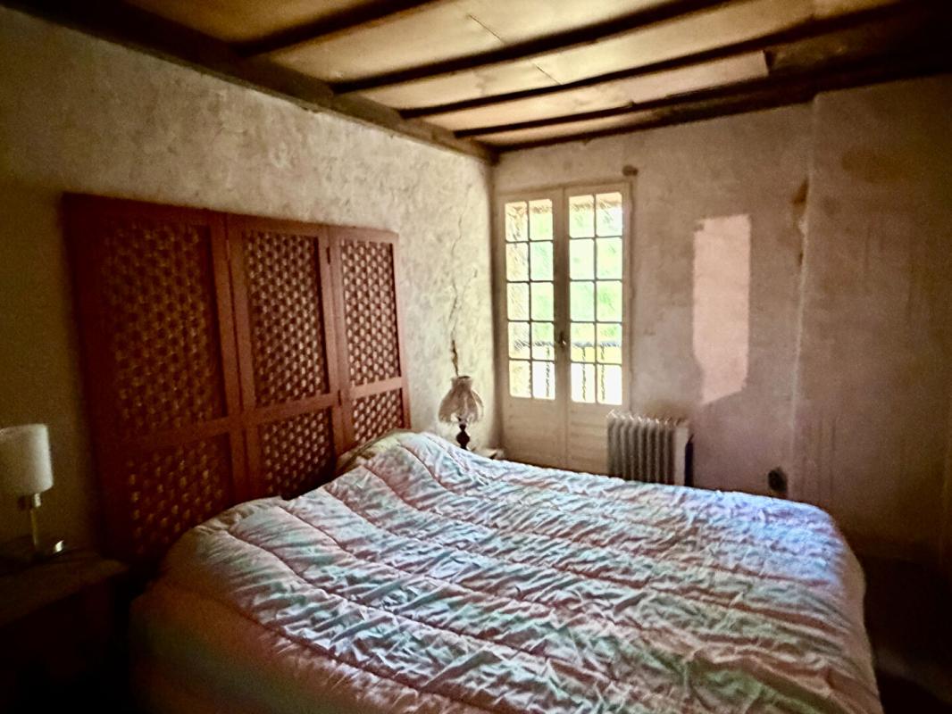 3 bedroom maison a renover in Chize, Deux-Sèvres, France