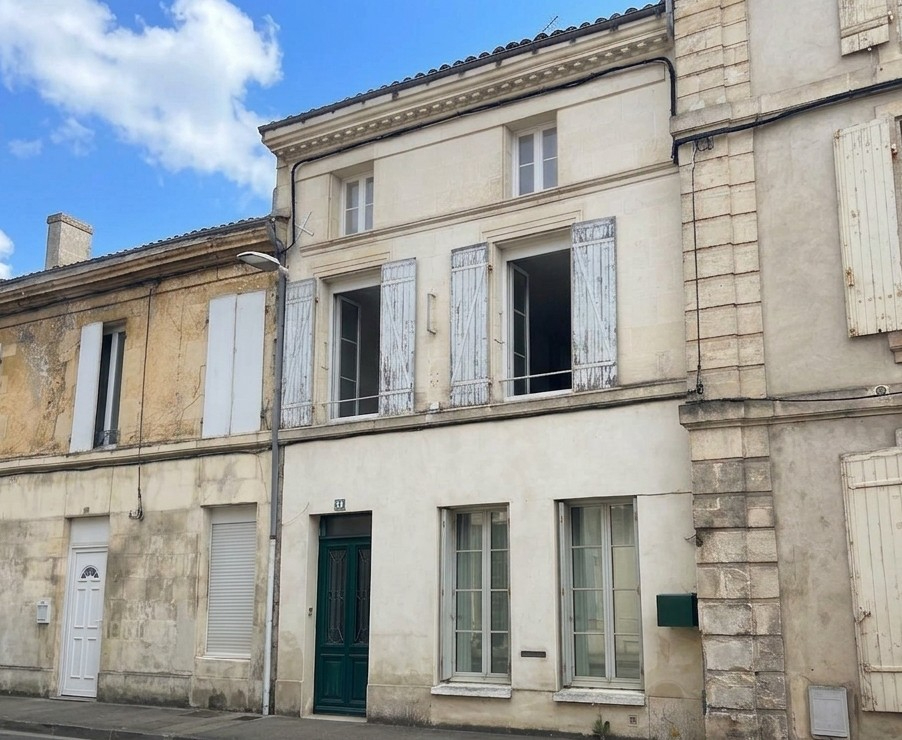 7 bedroom maison in St Jean D Angely, Charente-Maritime, France