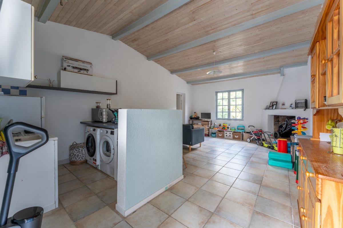 7 bedroom maison in St Jean D Angely, Charente-Maritime, France