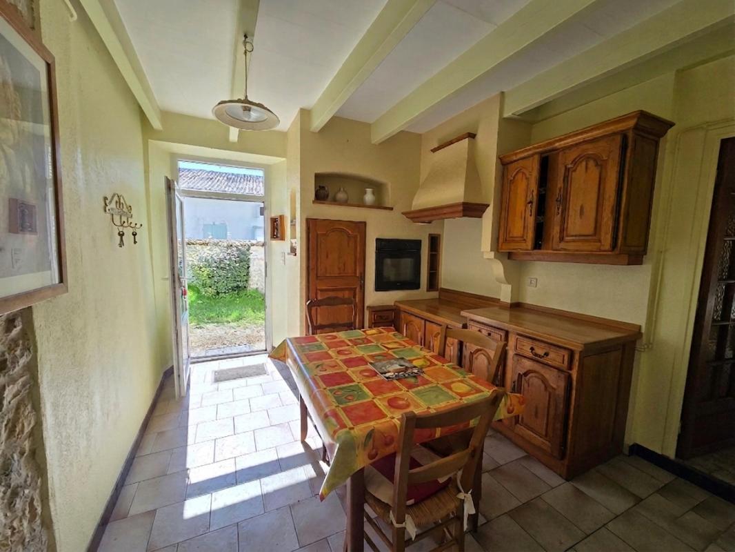 3 bedroom maison de village in Lozay, Charente-Maritime, France