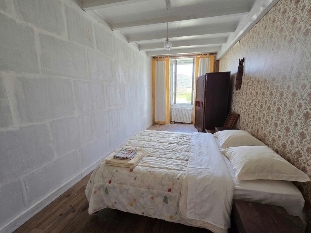 3 bedroom maison de village in Lozay, Charente-Maritime, France