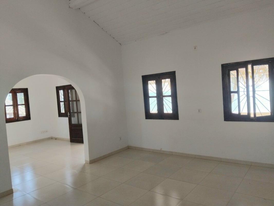 4 bedroom maison in Ngaparou, Sénégal