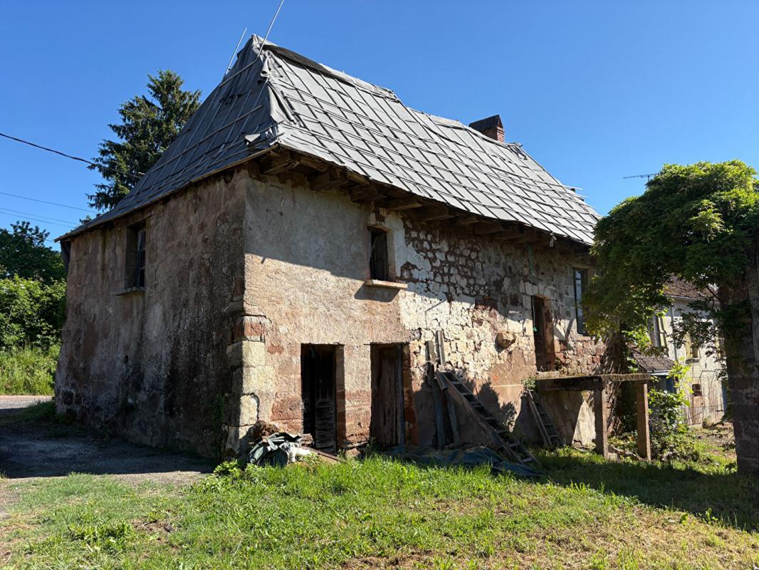 3 bedroom maison in Rosiers-de-juillac, Corrèze, France