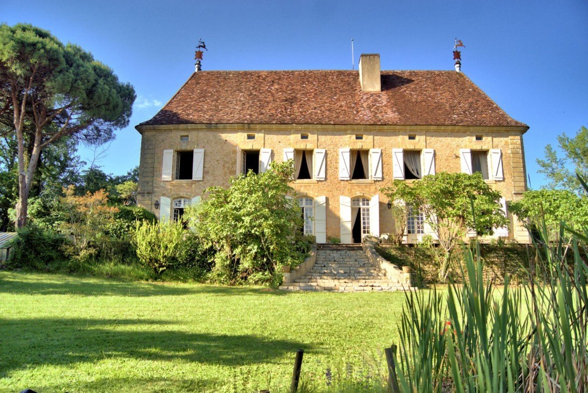 7 bedroom chateau in Paunat, Dordogne, France