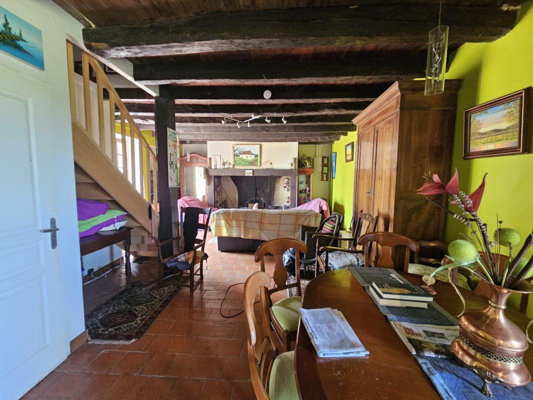 3 bedroom maison en pierres in Lacropte, Dordogne, France
