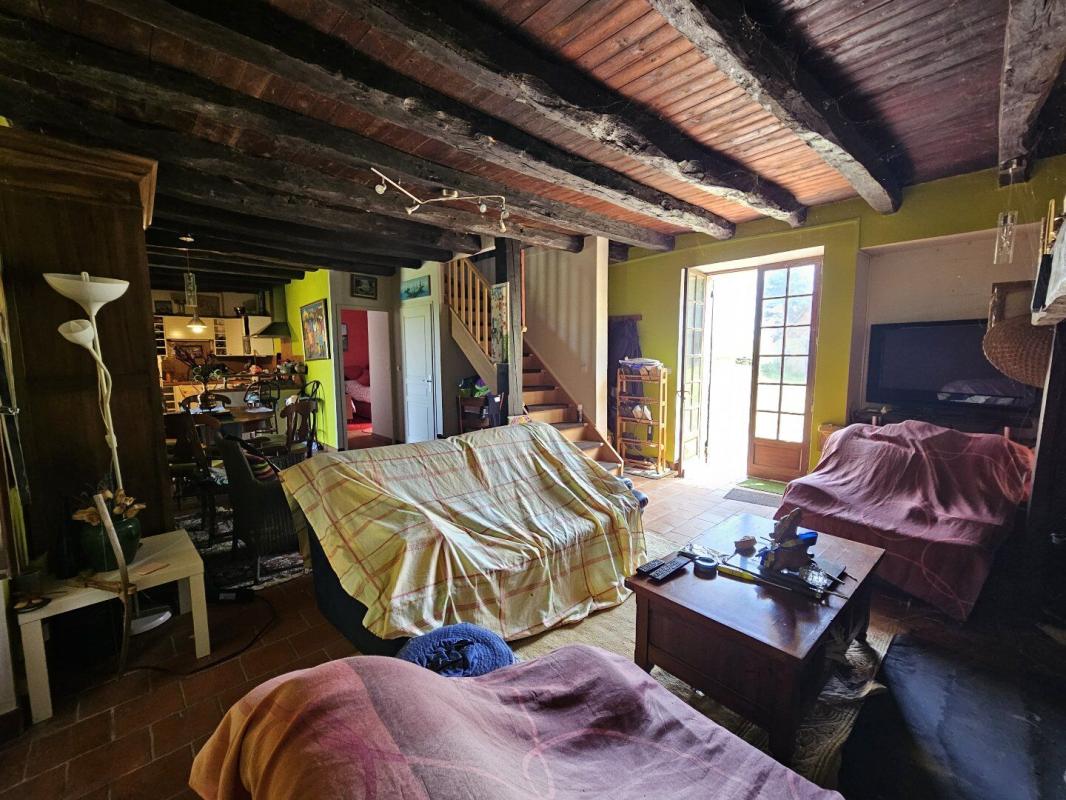 3 bedroom maison en pierres in Lacropte, Dordogne, France