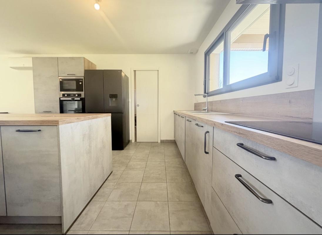 3 bedroom maison in Cubjac Auvezere Val D Ans, Dordogne, France