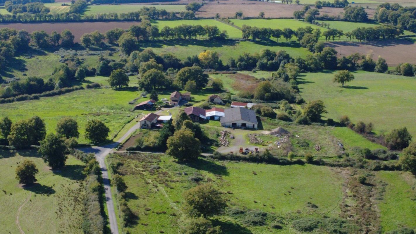 2 bedroom ferme in Pressac, Vienne, France