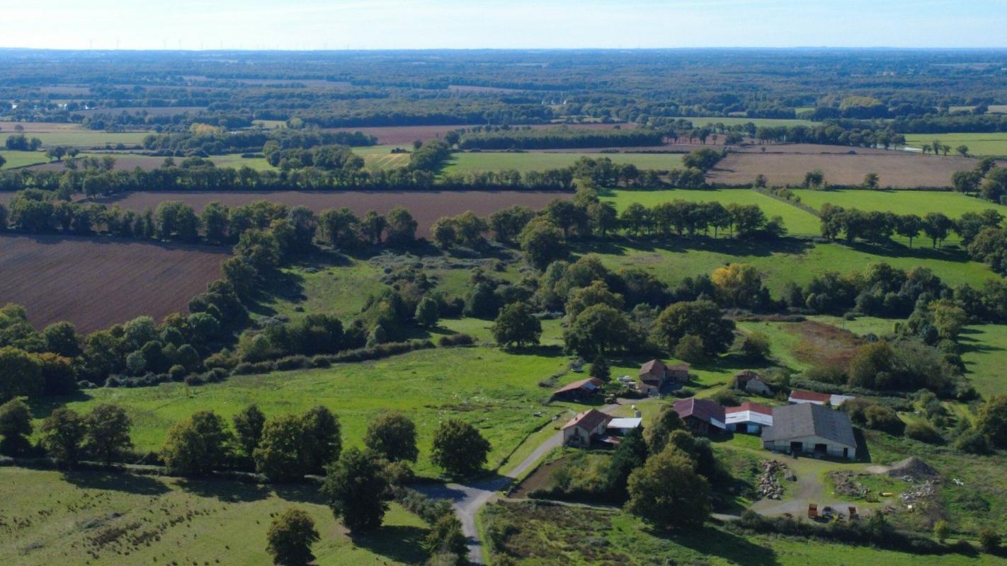 2 bedroom ferme in Pressac, Vienne, France