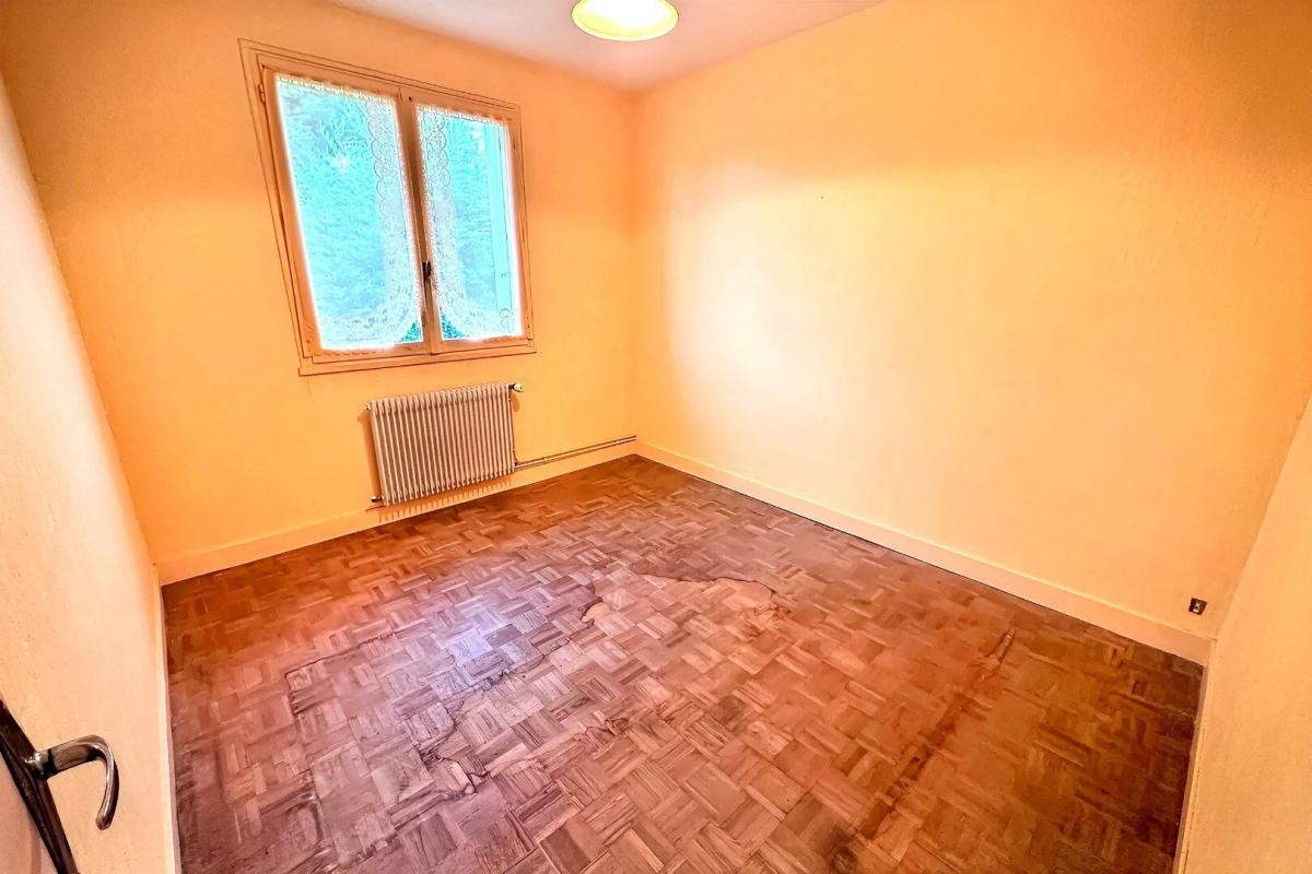4 bedroom maison in Roumazieres, Charente, France