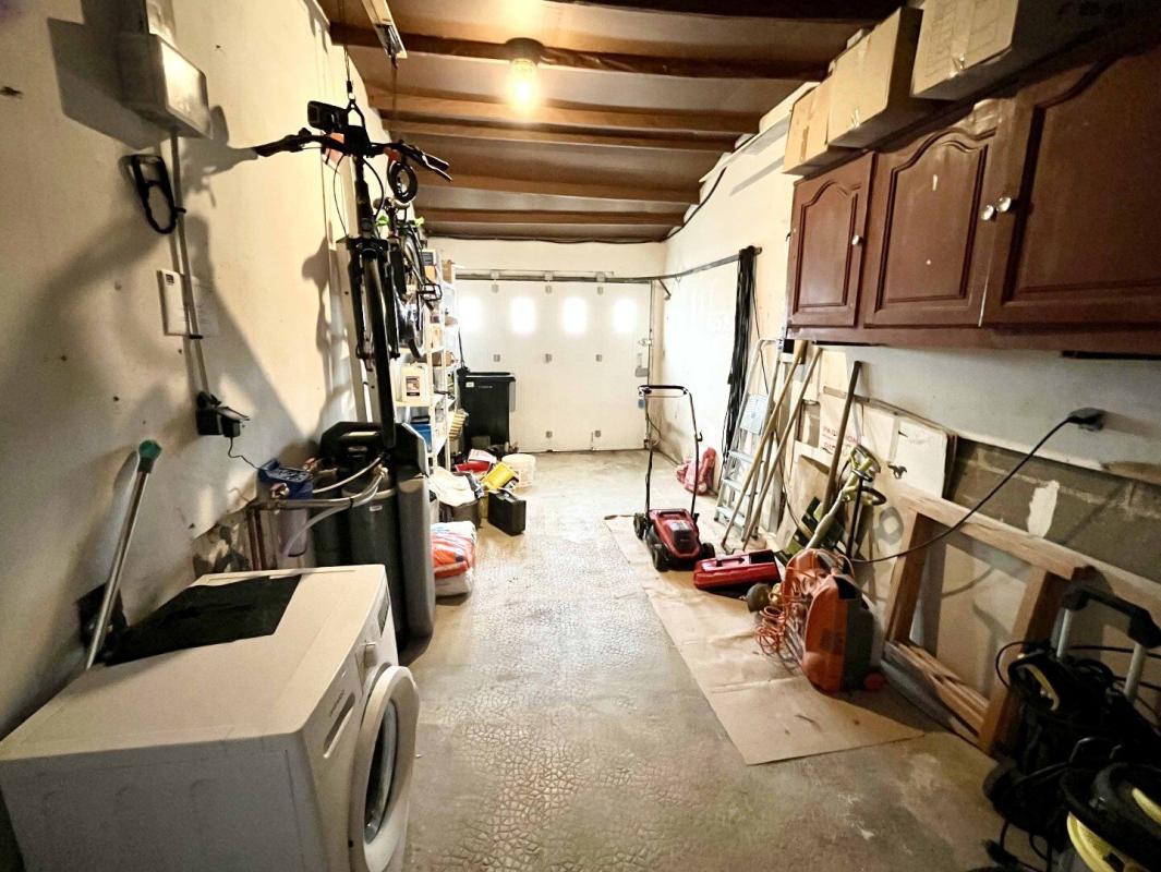 2 bedroom maison individuelle in L Isle Jourdain, Vienne, France