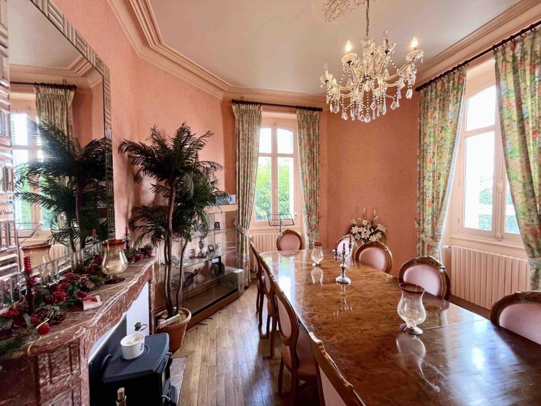 5 bedroom maison de maitre in Charroux, Vienne, France