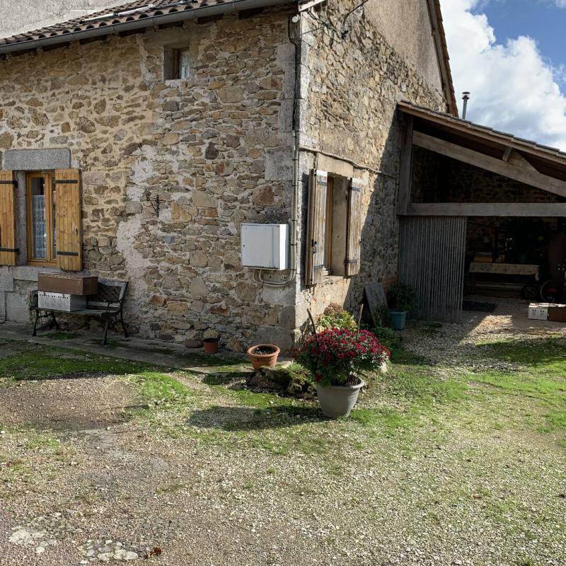 3 bedroom maison individuelle in Champs Romain, Dordogne, France