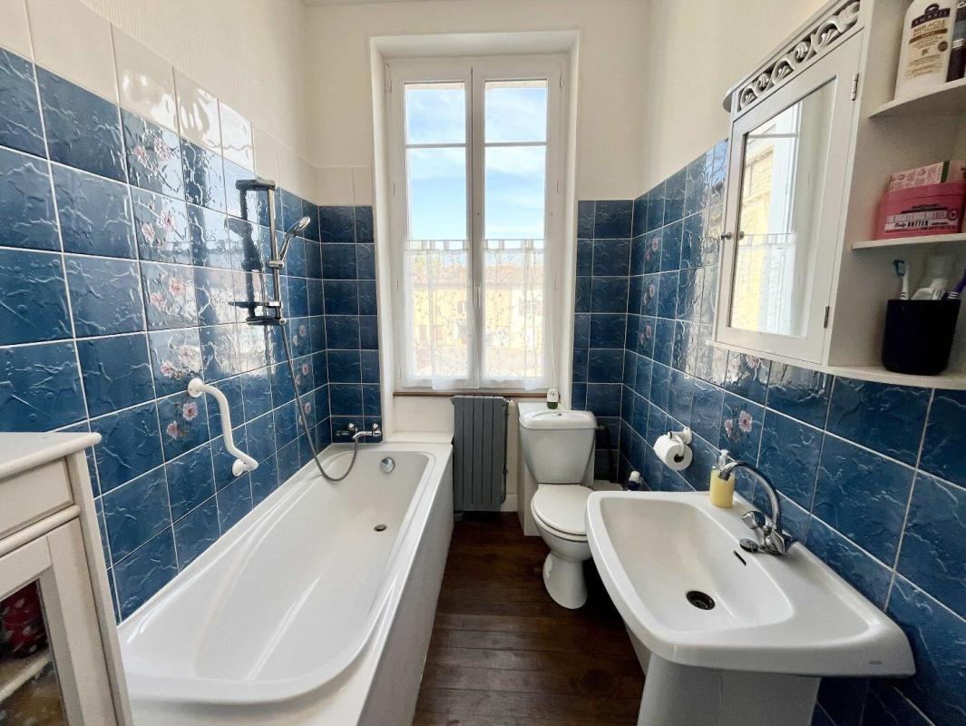 4 bedroom maison in Pressac, Vienne, France