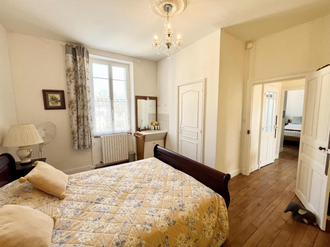 4 bedroom maison in Pressac, Vienne, France
