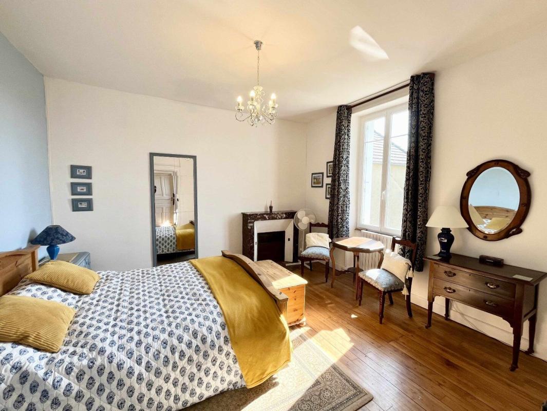 4 bedroom maison in Pressac, Vienne, France