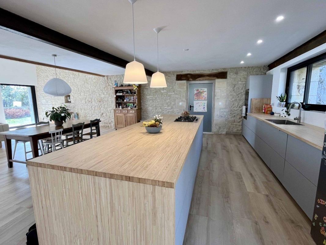 4 bedroom maison in Saint Martin L Ars, Vienne, France