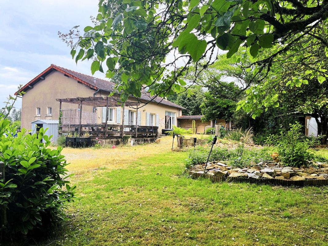3 bedroom maison in Champagnac La Riviere, Haute-Vienne, France