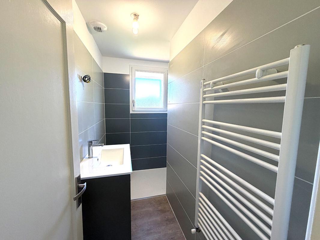 4 bedroom maison in Exideuil, Charente, France