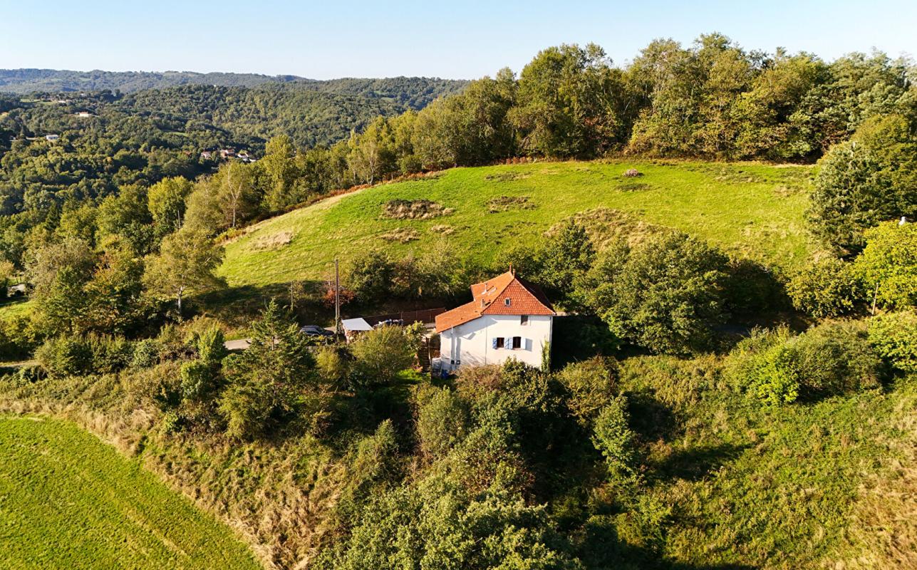 3 bedroom maison situee en campagne in Aubin, Aveyron, France