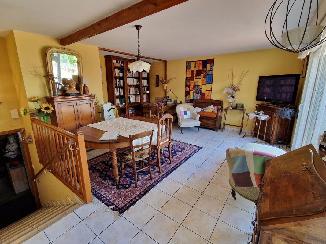 4 bedroom maison de village in Saint Mamet La Salvetat, Cantal, France