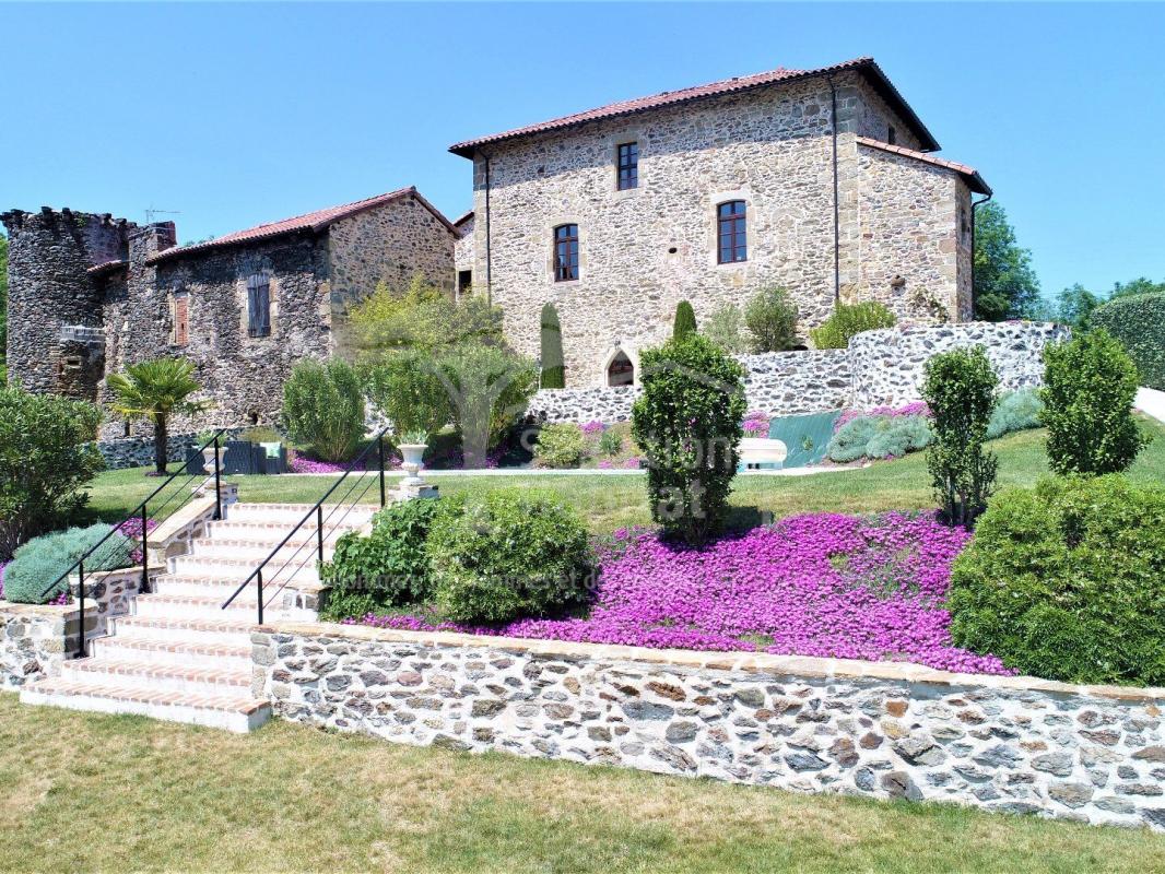 7 bedroom chateau in Capdenac, Lot, France