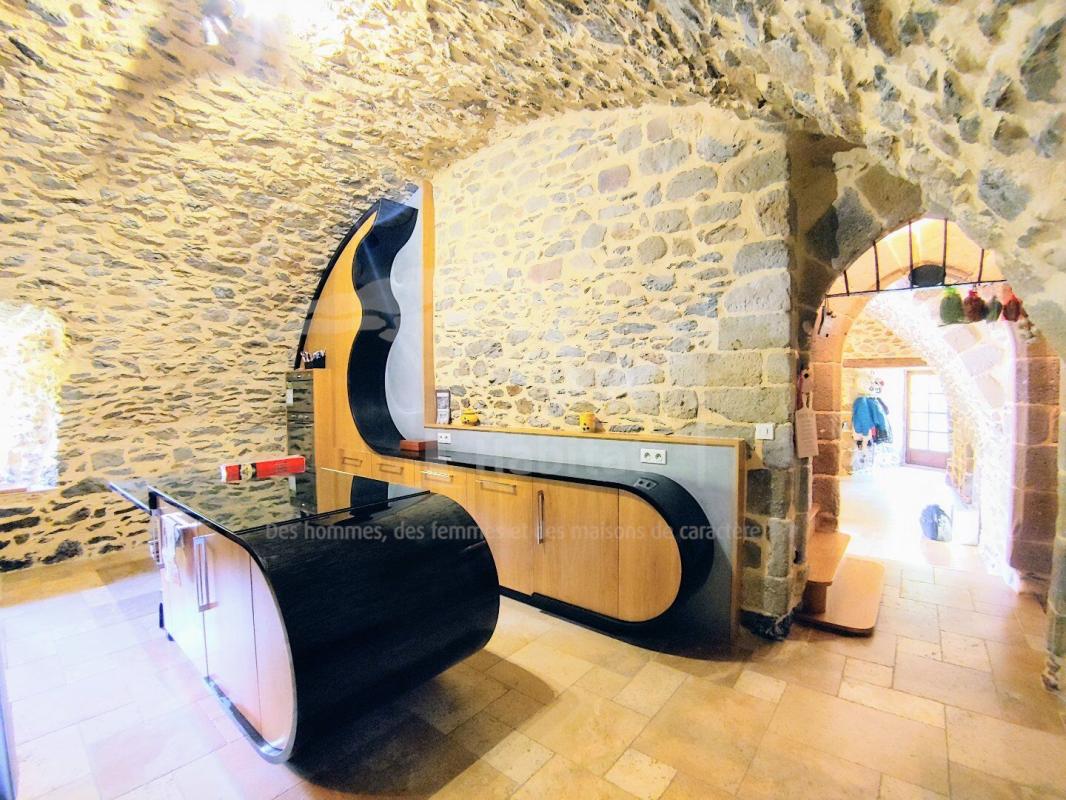 7 bedroom chateau in Capdenac, Lot, France