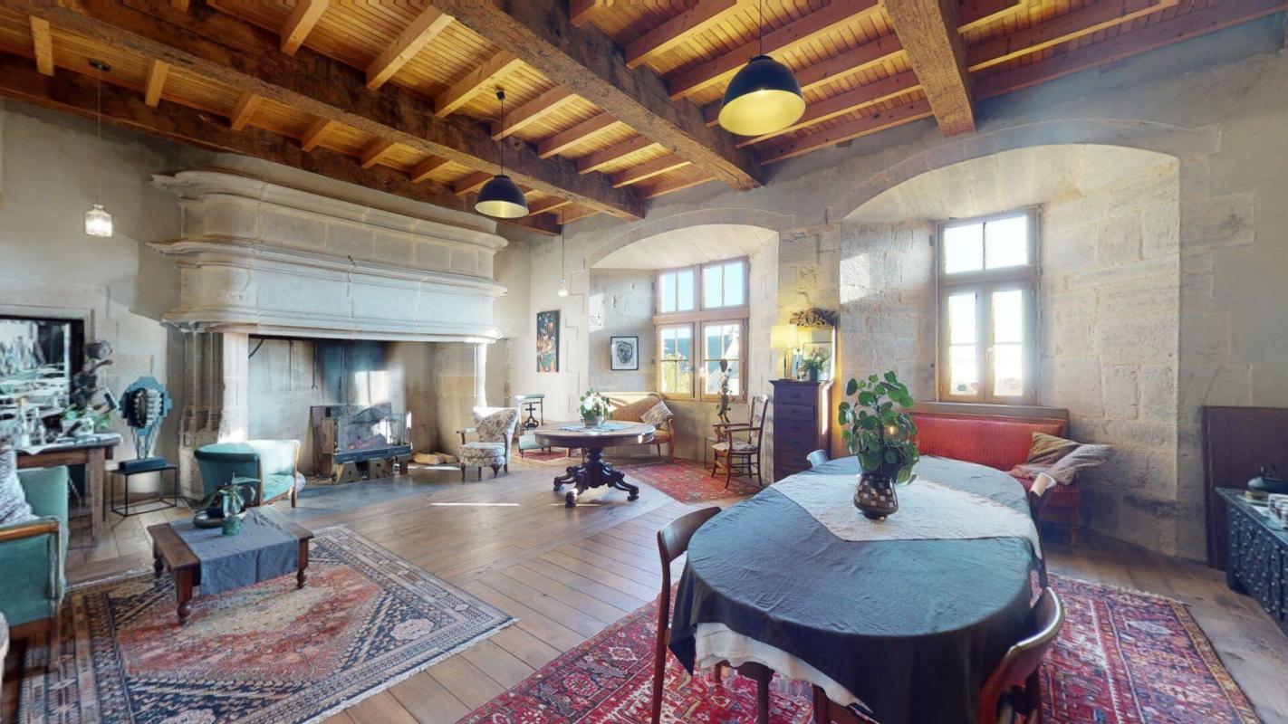 5 bedroom chateau in Saint Felix De Lunel, Aveyron, France