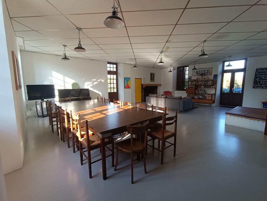 14 bedroom immeuble in Salles Curan, Aveyron, France
