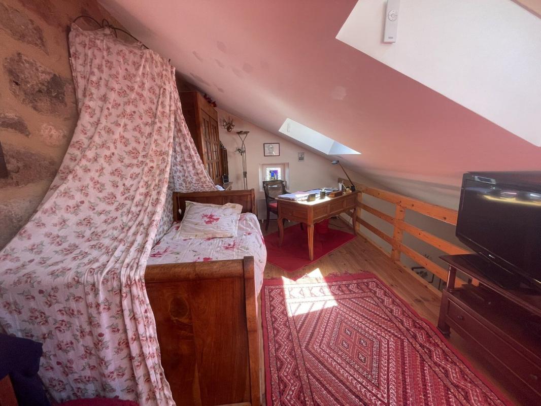 3 bedroom maison en pierres in Montjaux, Aveyron, France