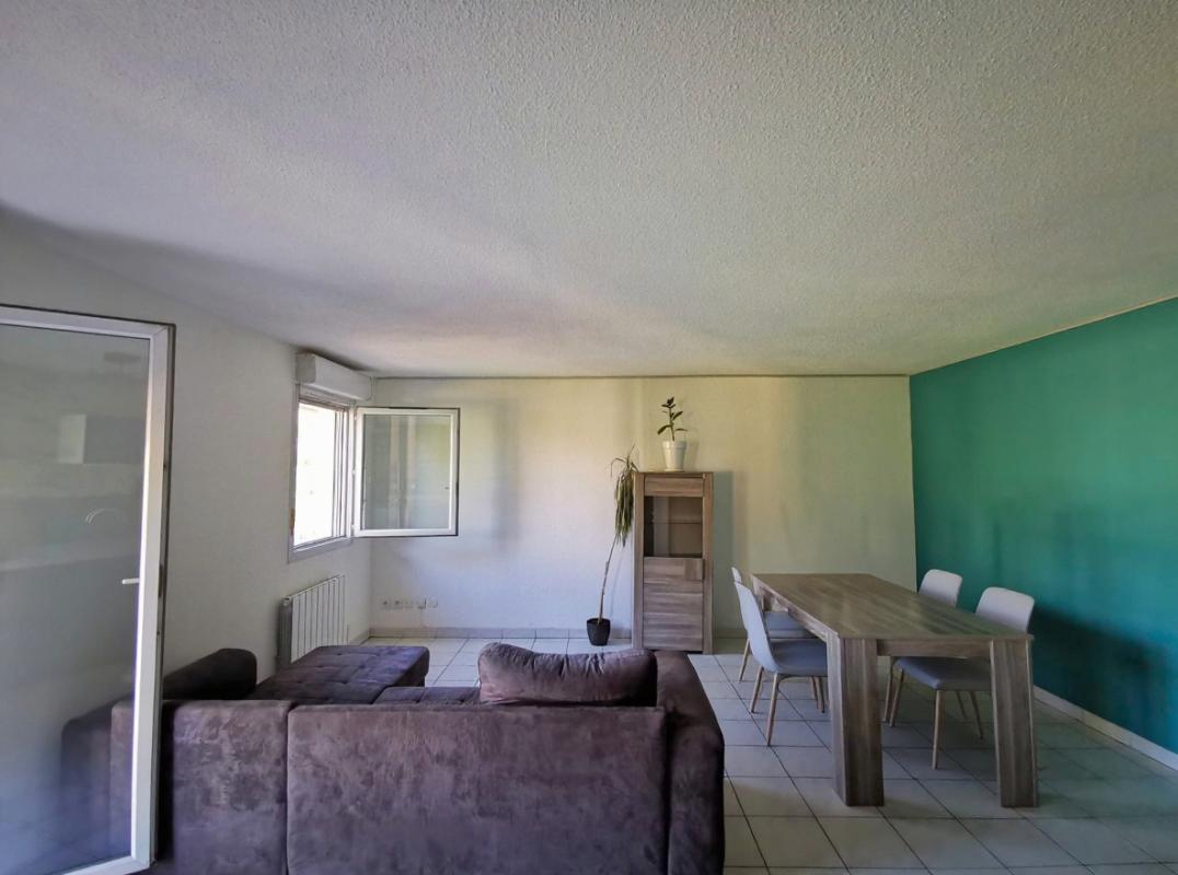 2 bedroom t3 in Avignon, Vaucluse, France