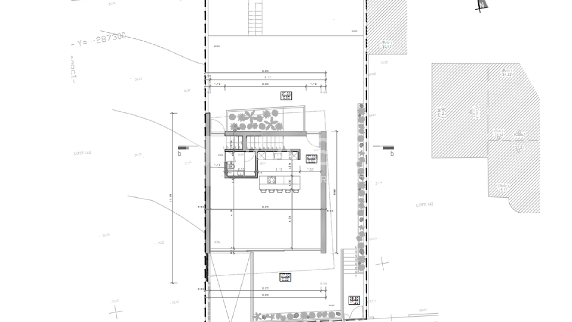 Plot house in Albufeira, Portugal – KP1356